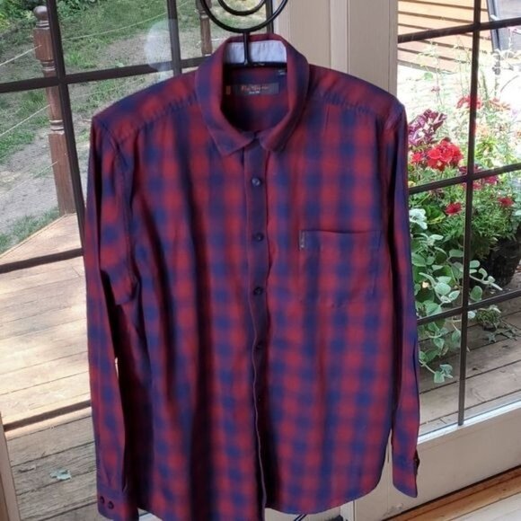Ben Sherman Logo Long Sleeve Casual Button Down Red & Blue Plaid Sz. M Shirt - Picture 2 of 9